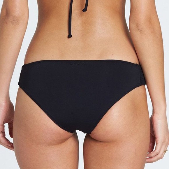 🔥🔥BILLABONG - TANK BIKINI SET🔥🔥 - Picture 7 of 7